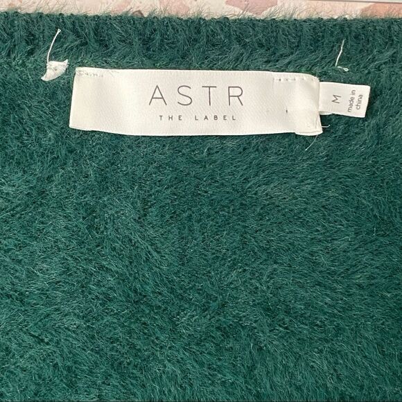 ASTR the Label Fuzzy Sweater new - Picture 6 of 16